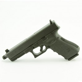 Glock G17 w/ Threaded Barrel